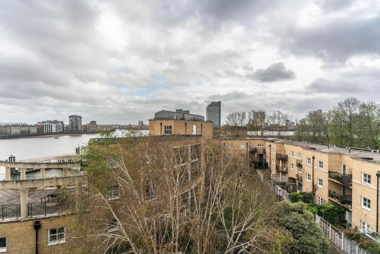 Sunny Maisonette With Views Over Canary Wharf, London Ngoại thất bức ảnh