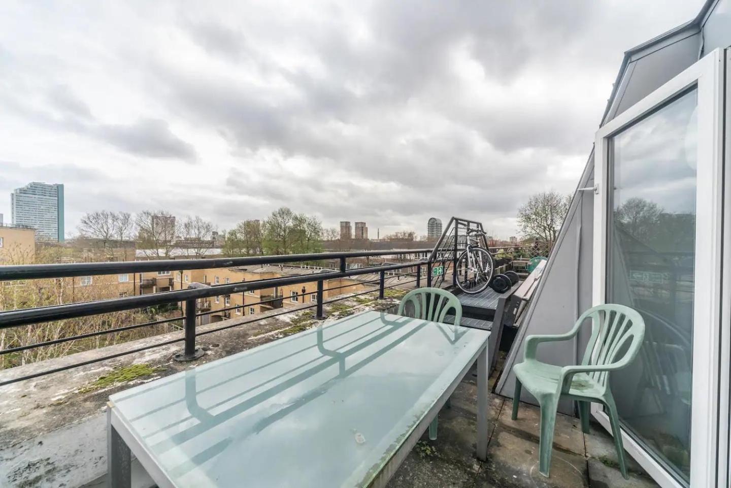 Sunny Maisonette With Views Over Canary Wharf, London Ngoại thất bức ảnh
