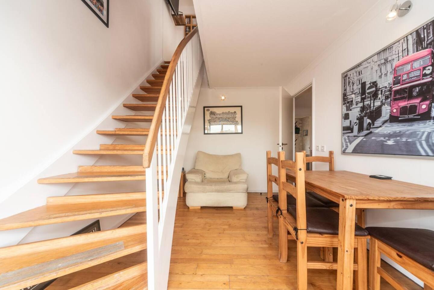 Sunny Maisonette With Views Over Canary Wharf, London Ngoại thất bức ảnh