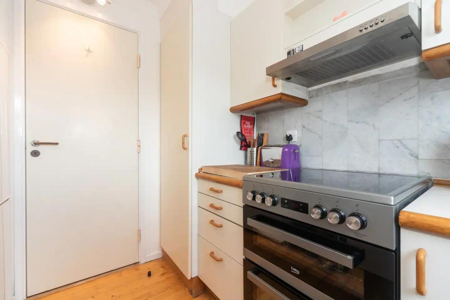 Sunny Maisonette With Views Over Canary Wharf, London Ngoại thất bức ảnh