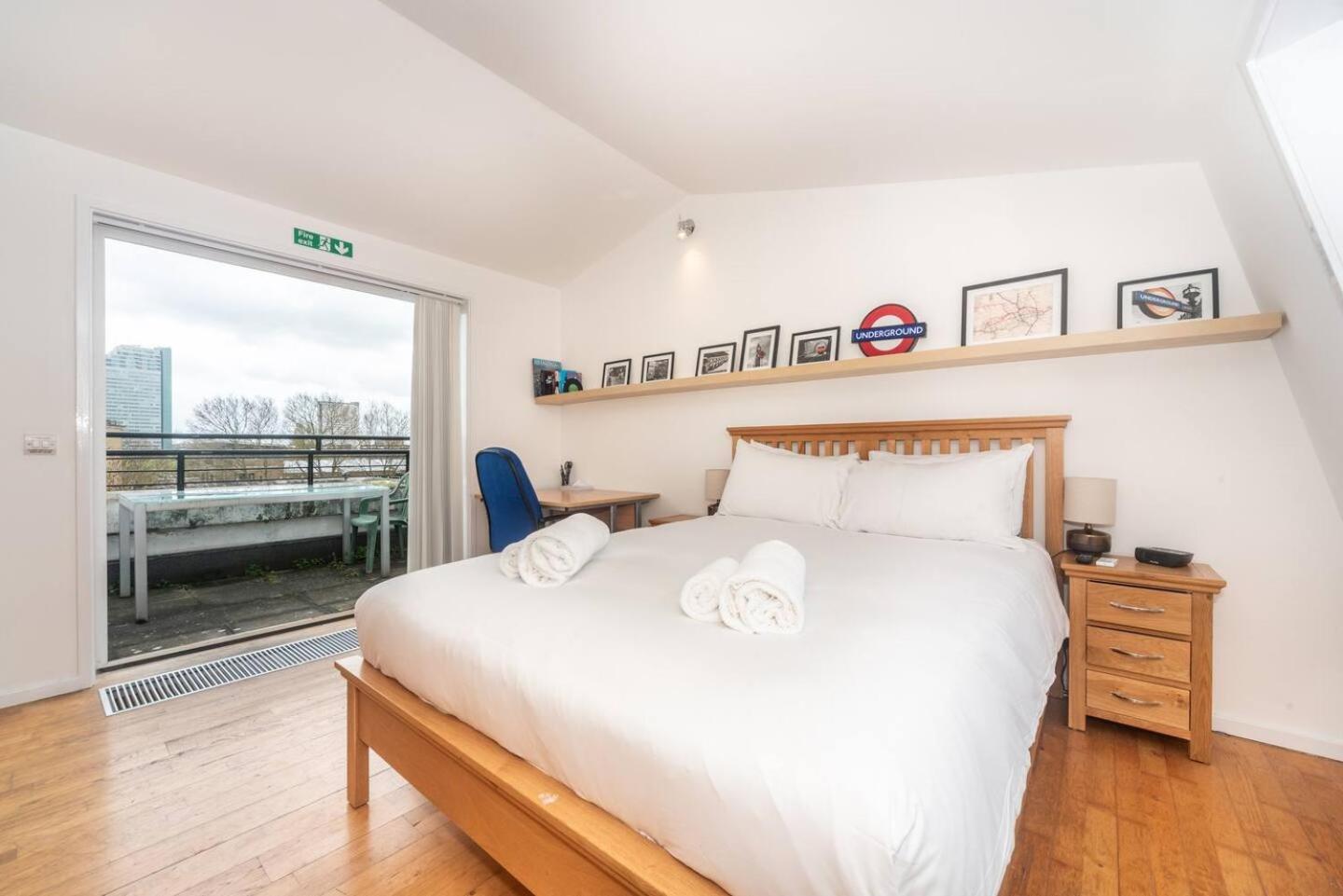 Sunny Maisonette With Views Over Canary Wharf, London Ngoại thất bức ảnh