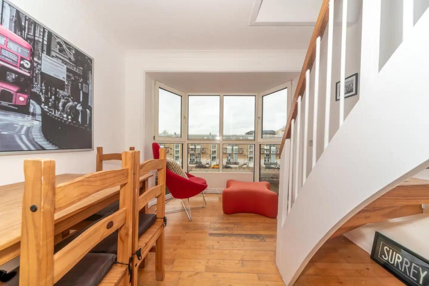 Sunny Maisonette With Views Over Canary Wharf, London Ngoại thất bức ảnh